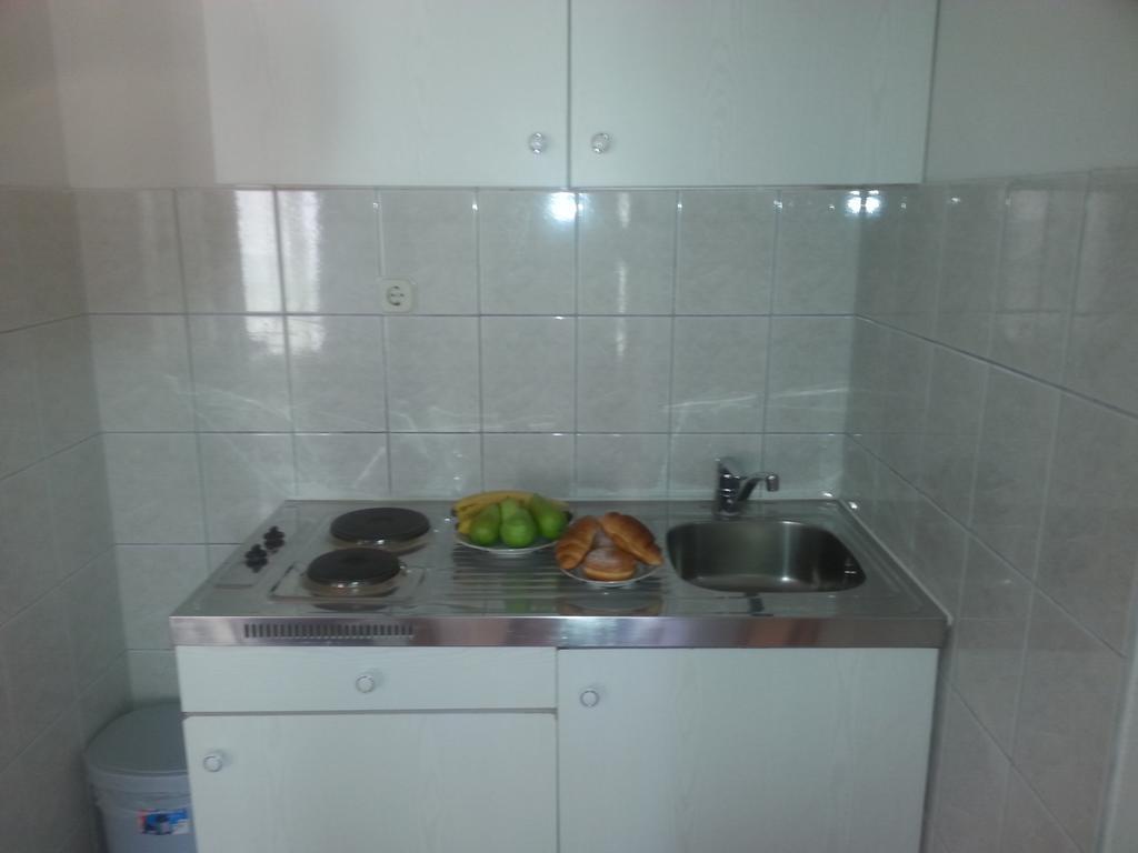 Apartments Dalmacija Podstrana Habitación foto
